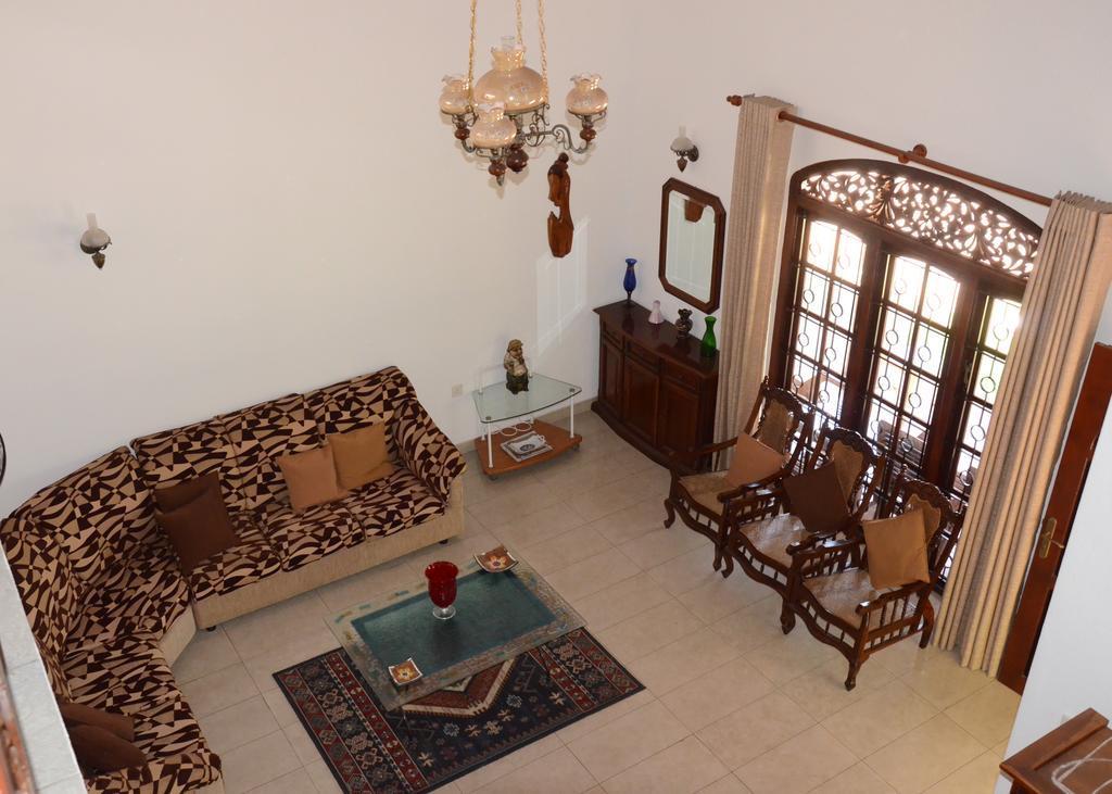 Gondolas Holiday Lanka Ragama المظهر الخارجي الصورة